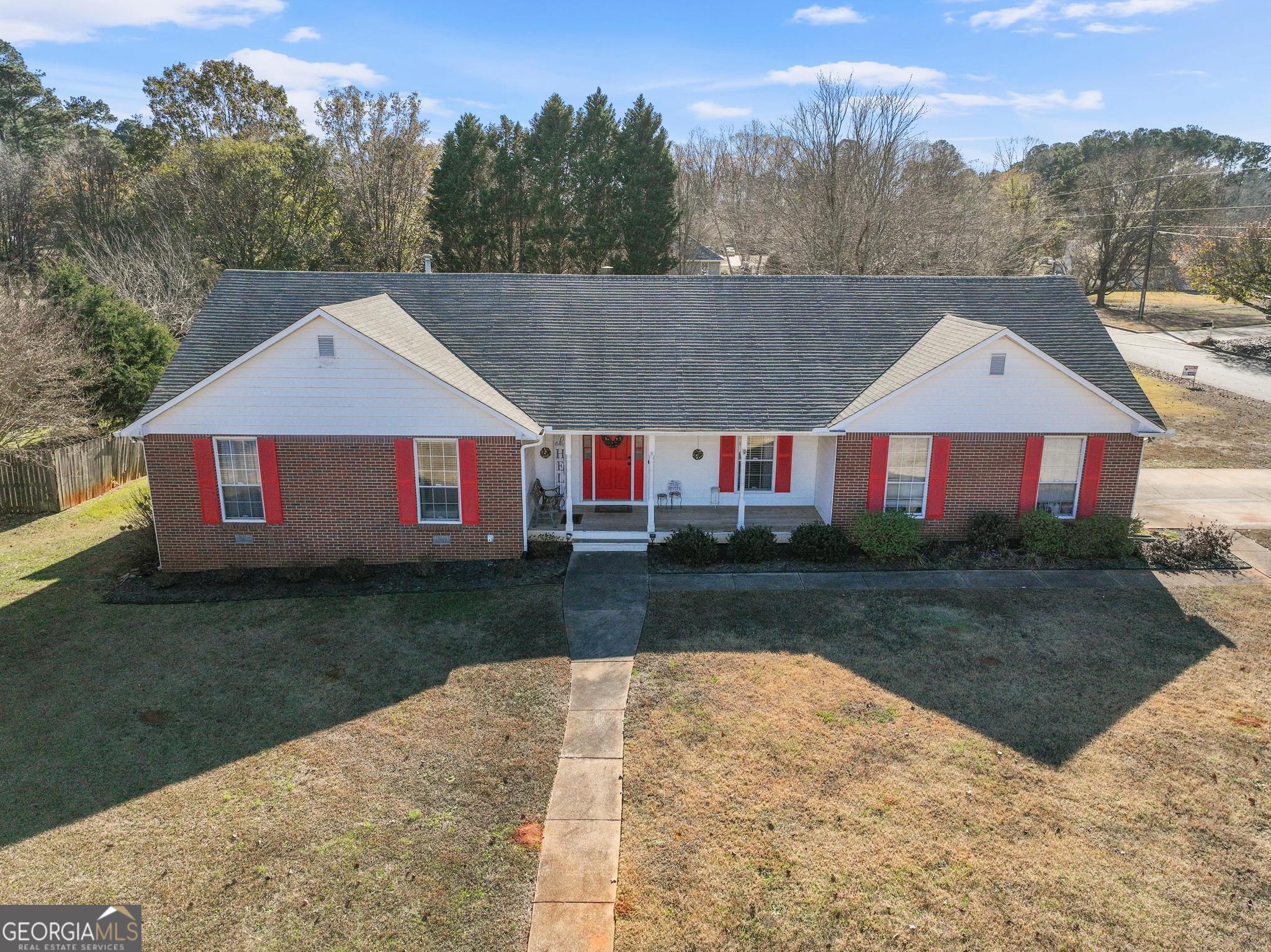 300 Jeremys Straight Stockbridge, GA 30281 - Photo 2 of 36