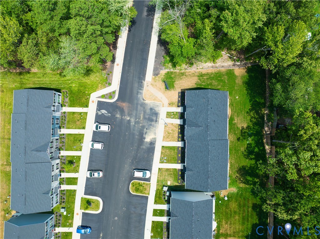 1121 Canterbury Ridge Road Richmond, VA 23224 - Photo 48 of 53 Aerial perspective showcasing a community layout w