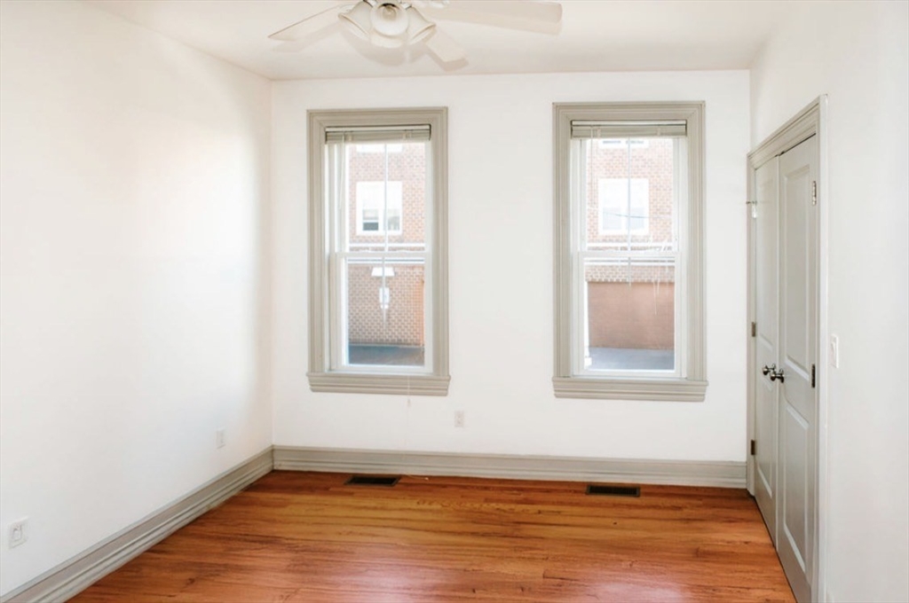 643 East 5th Street, Unit 1 Boston, MA 02127 - Photo 11 of 23