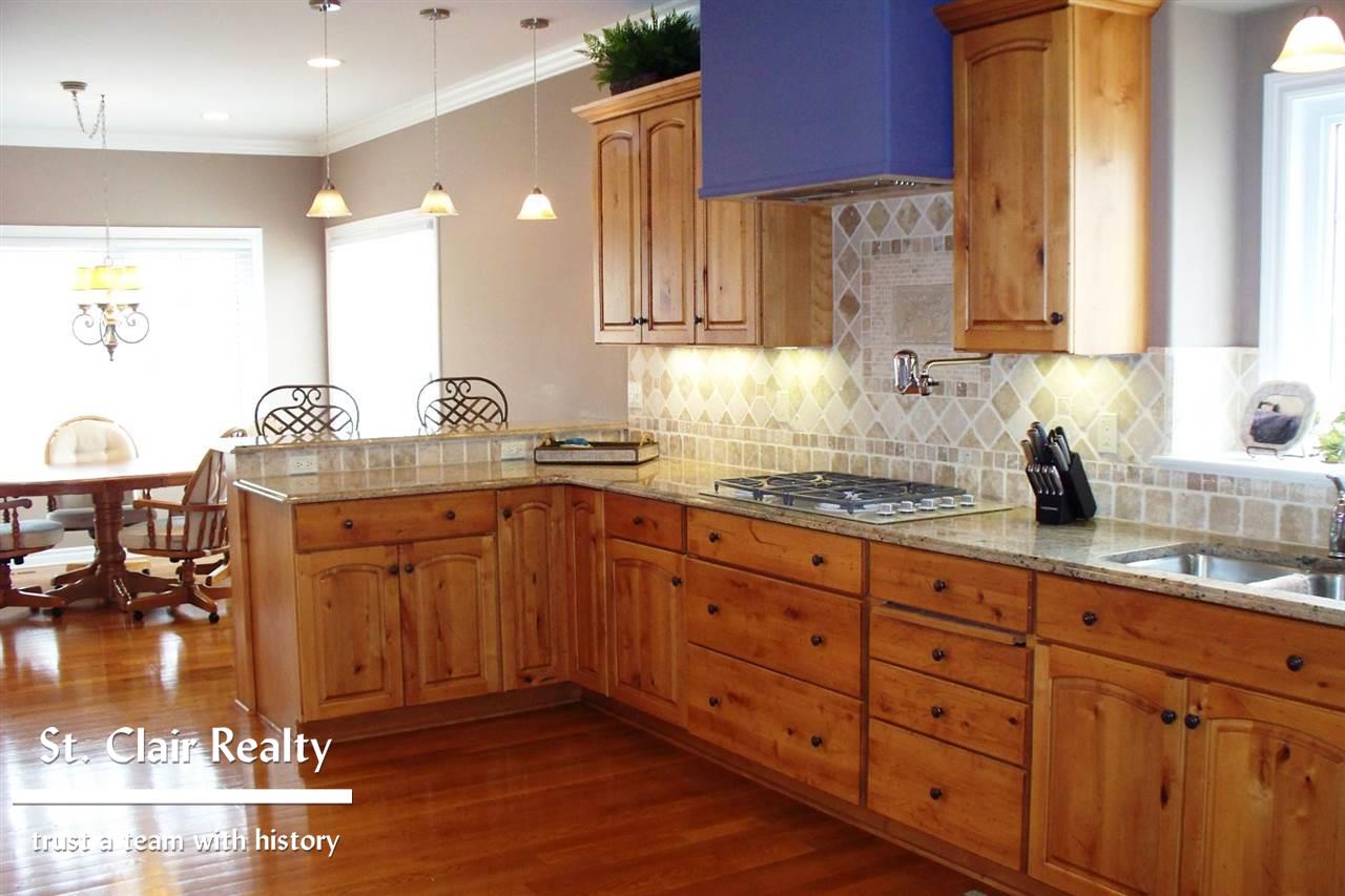 1945 Pug Road St. Clair, MI 48079 - Photo 6 of 40 31238144-5.JPG