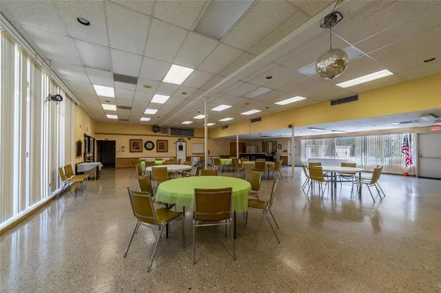 $2,500 | 2127 Scotland Drive, Clearwater, FL 33763