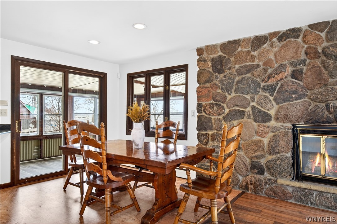 94 York Road Wheatfield, NY 14304 - Photo 8 of 37