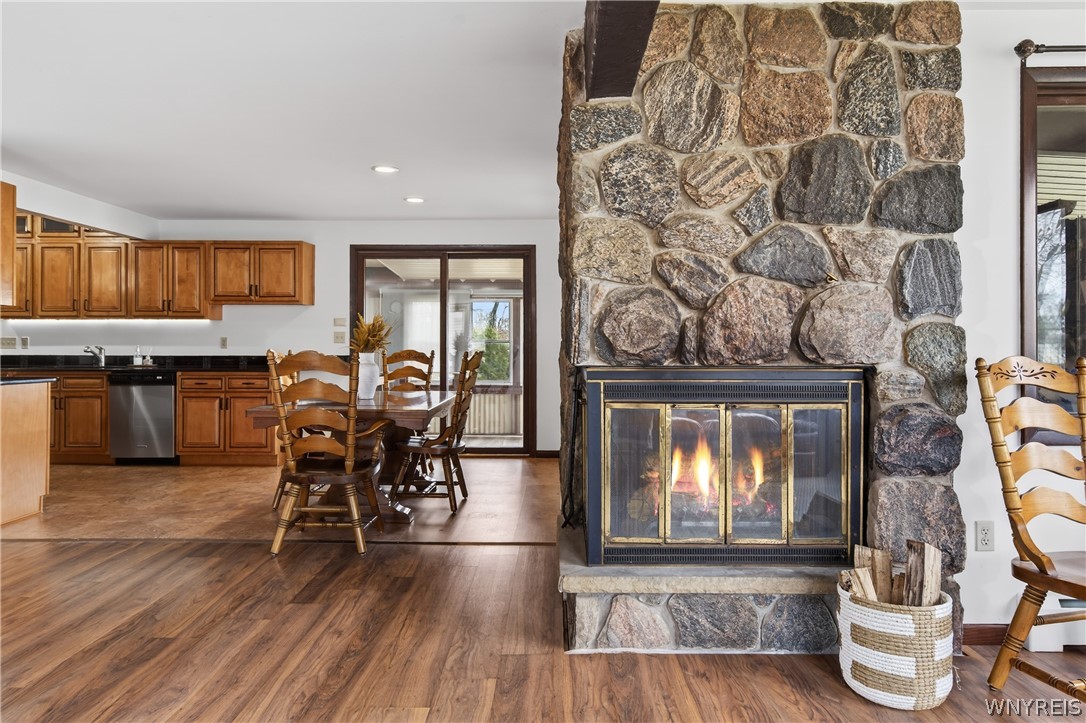 94 York Road Wheatfield, NY 14304 - Photo 9 of 37