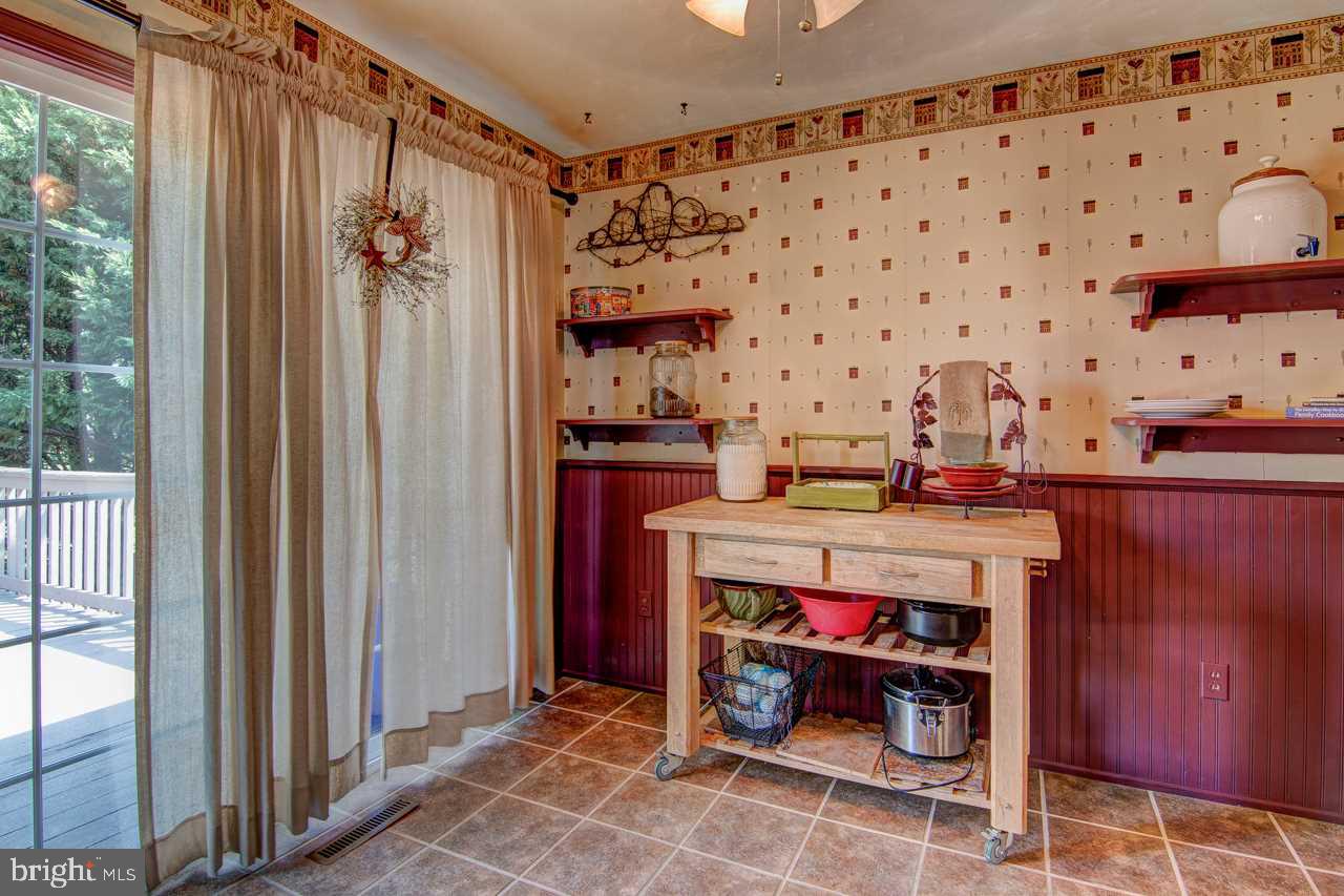 155 Filbert Street Hanover, PA 17331 - Photo 6 of 22 Gallery Image 6