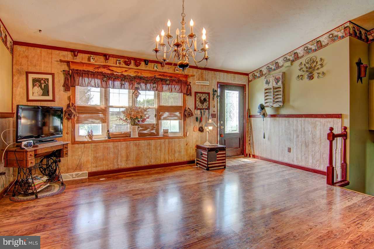 155 Filbert Street Hanover, PA 17331 - Photo 7 of 22 Gallery Image 7