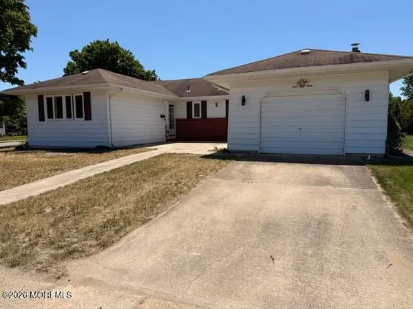 $2,475 | 159 Fort De France Avenue, Toms River, NJ 08757