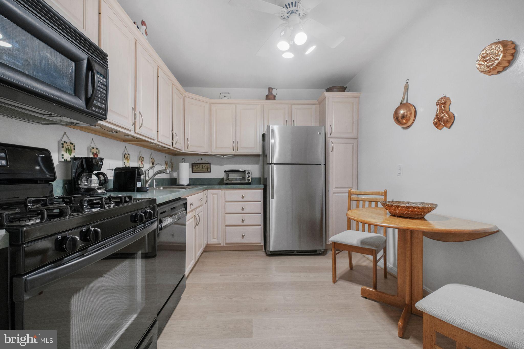 5101 River Road, Unit 1615 Bethesda, MD 20816 - Photo 18 of 48 Gallery Image 18