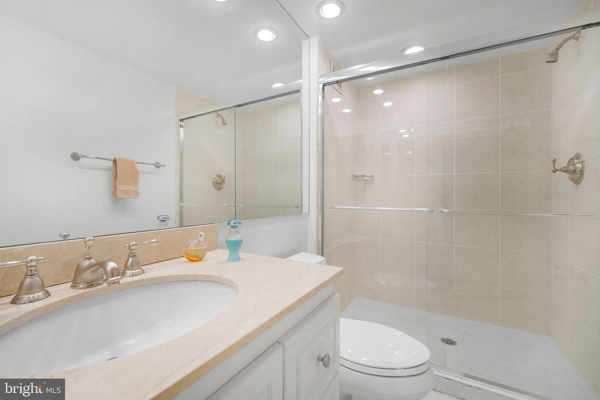 5101 River Road, Unit 1615 Bethesda, MD 20816 - Photo 25 of 48 Gallery Image 25