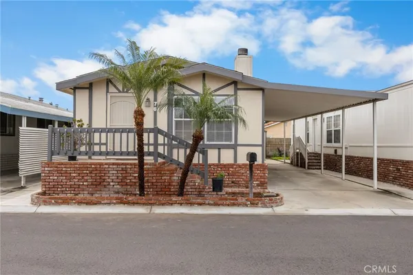 $172,000 | 19127 Pioneer Boulevard, Unit 76, Artesia, CA 90701