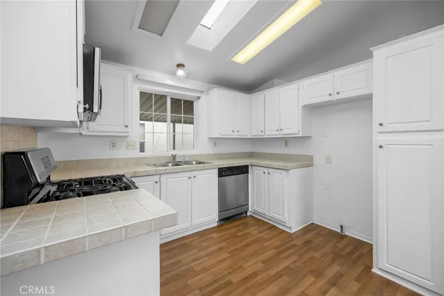 $190,000 | 19127 Pioneer Boulevard, Unit 76, Artesia, CA 90701