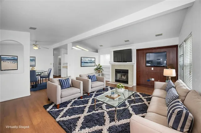 $190,000 | 19127 Pioneer Boulevard, Unit 76, Artesia, CA 90701