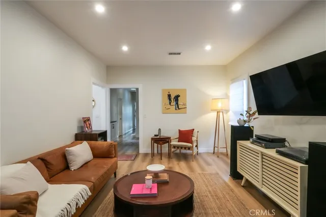 $1,799,000 | 3958 Seneca Avenue, Los Angeles, CA 90039