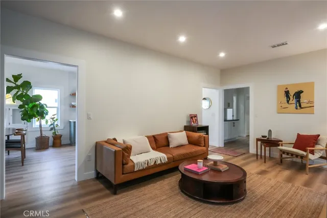 $1,799,000 | 3958 Seneca Avenue, Los Angeles, CA 90039