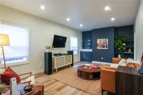 $1,799,000 | 3958 Seneca Avenue, Los Angeles, CA 90039