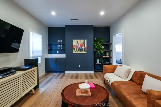 $1,799,000 | 3958 Seneca Avenue, Los Angeles, CA 90039