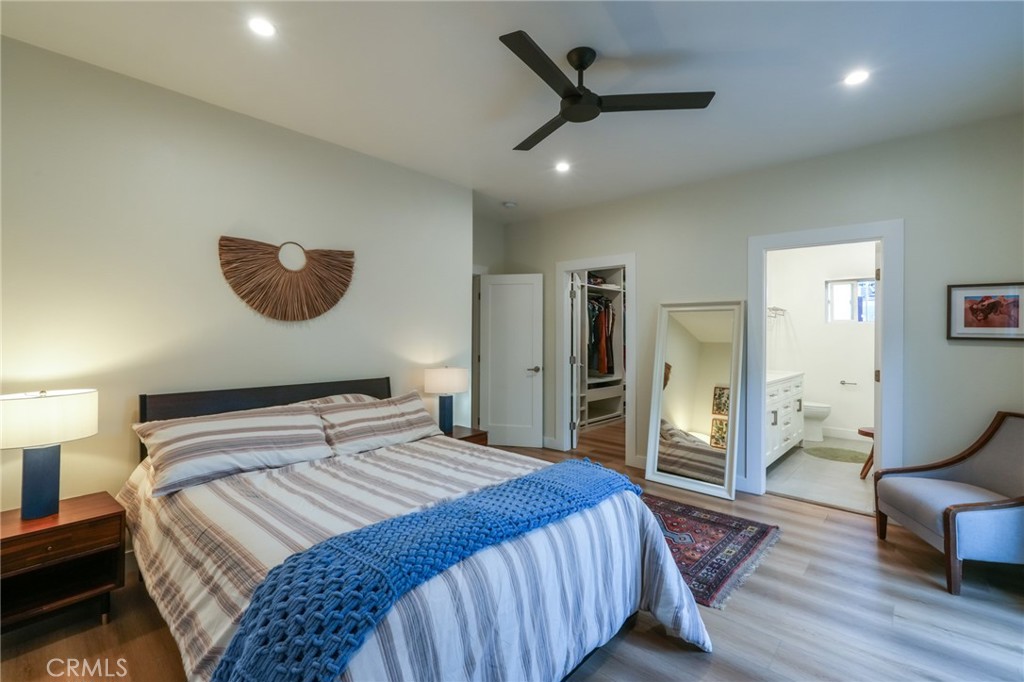 3958 Seneca Avenue Los Angeles, CA 90039 - Photo 23 of 48 a bedroom with a bed and a couch