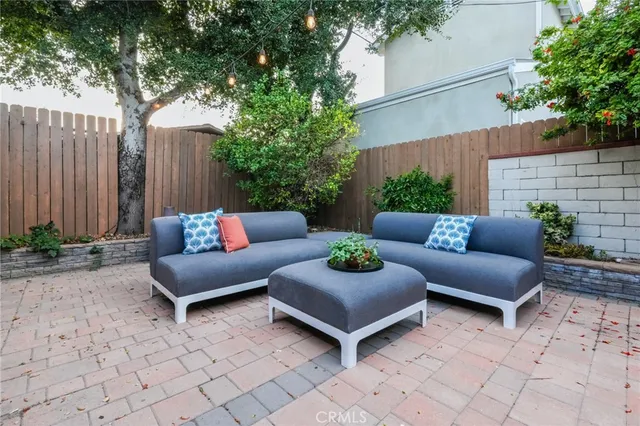 $1,799,000 | 3958 Seneca Avenue, Los Angeles, CA 90039