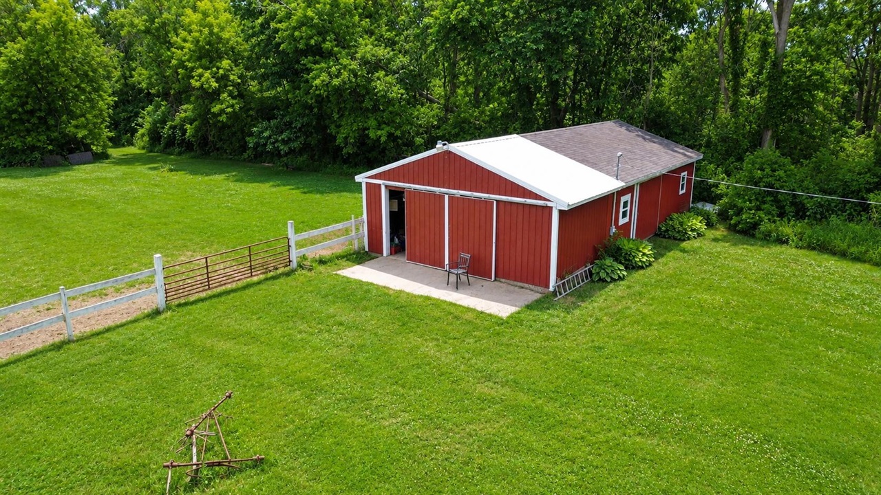 17281 Ely Road Manchester, MI 48158 - Photo 2 of 90