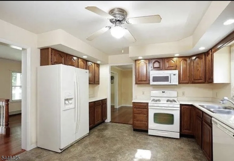 66 Maple Street Watchung, NJ 07069 - Photo 8 of 17