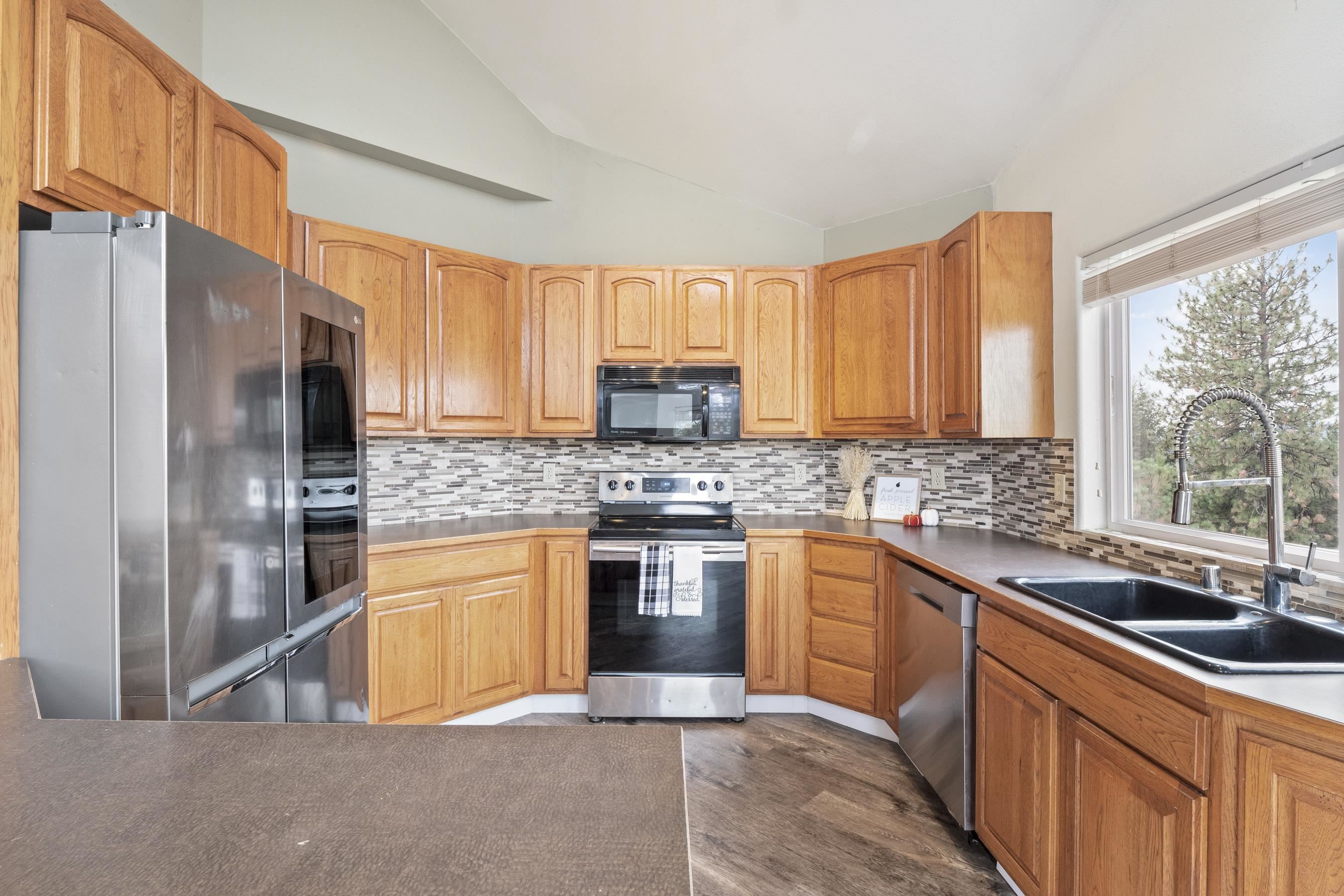 21606 North Hazard Road Spokane, WA 99208 - Photo 15 of 49