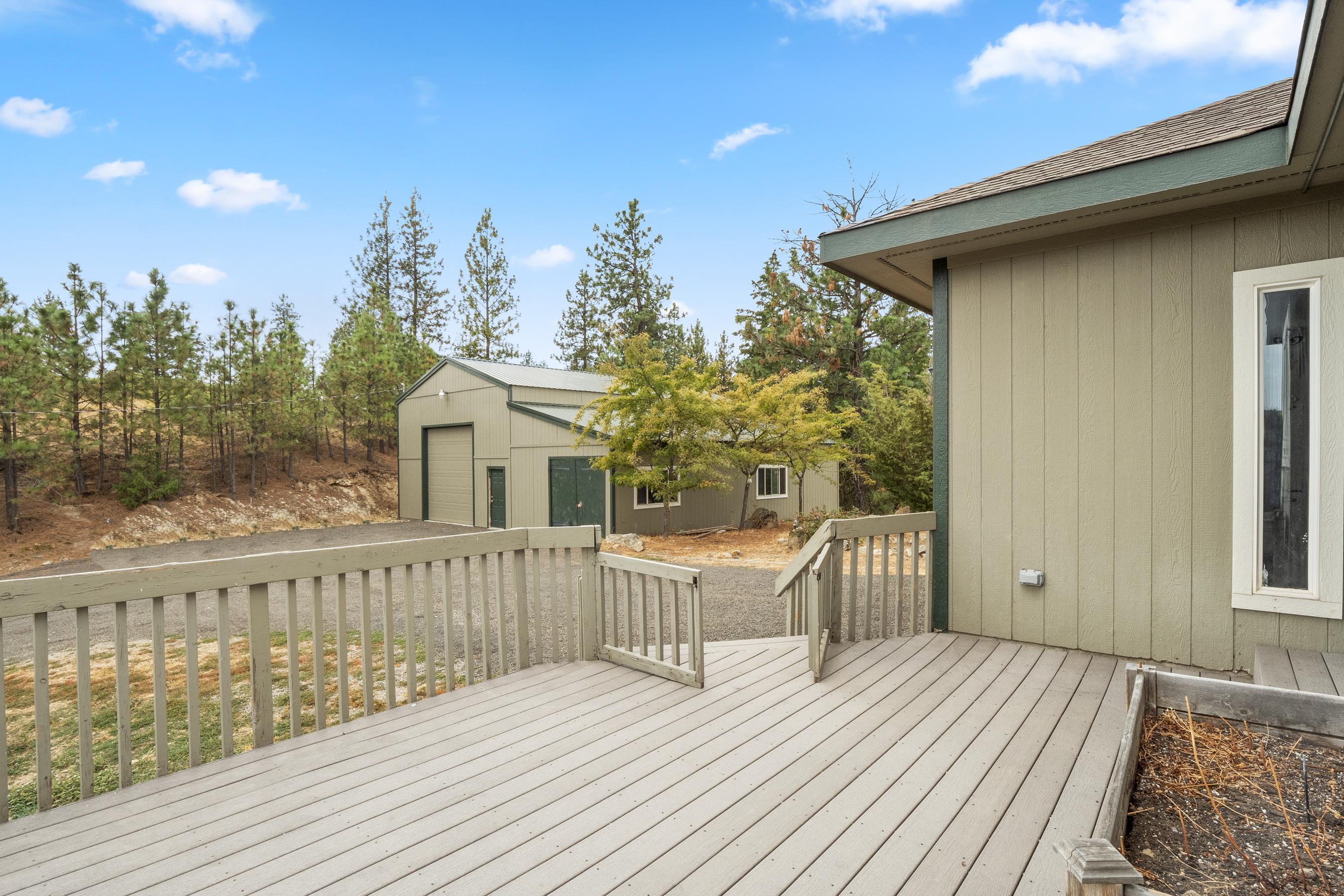 21606 North Hazard Road Spokane, WA 99208 - Photo 8 of 49