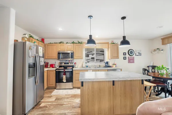 $1,200,000 | 320 East Cassia Street, Richfield, ID 83349