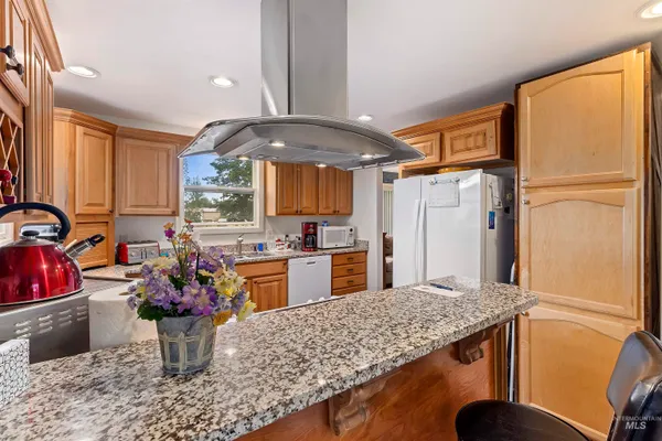 $1,200,000 | 320 East Cassia Street, Richfield, ID 83349