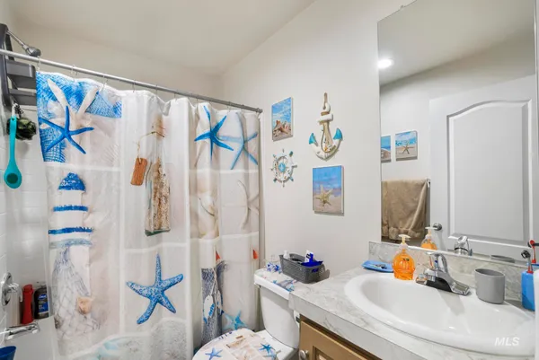 $1,200,000 | 320 East Cassia Street, Richfield, ID 83349