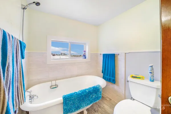 $1,200,000 | 320 East Cassia Street, Richfield, ID 83349