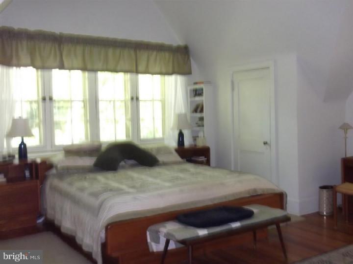 641 Burnham Road Philadelphia, PA 19119 - Photo 22 of 25 Master Bedroom