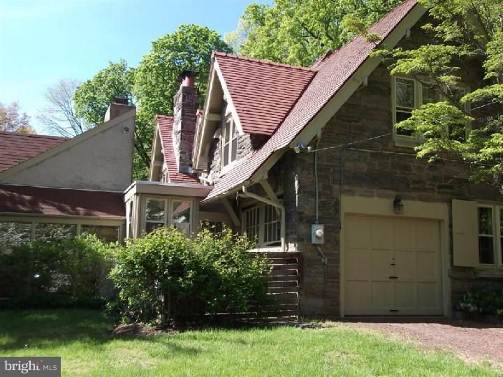 641 Burnham Road Philadelphia, PA 19119 - Photo 9 of 25 Exterior Side