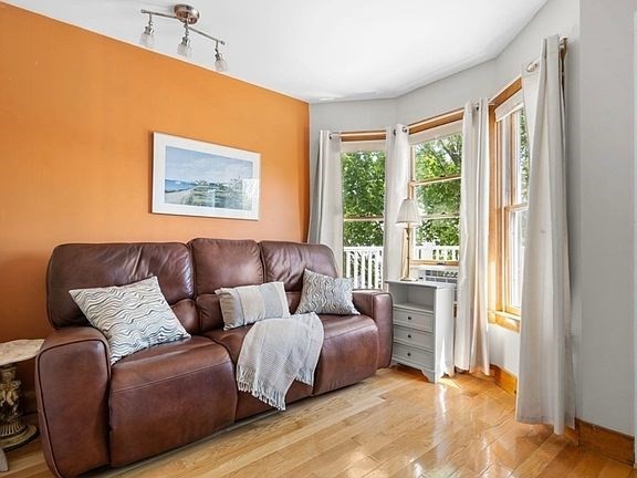 48 Newcomb Street, Unit 48 Arlington, MA 02474 - Photo 12 of 20