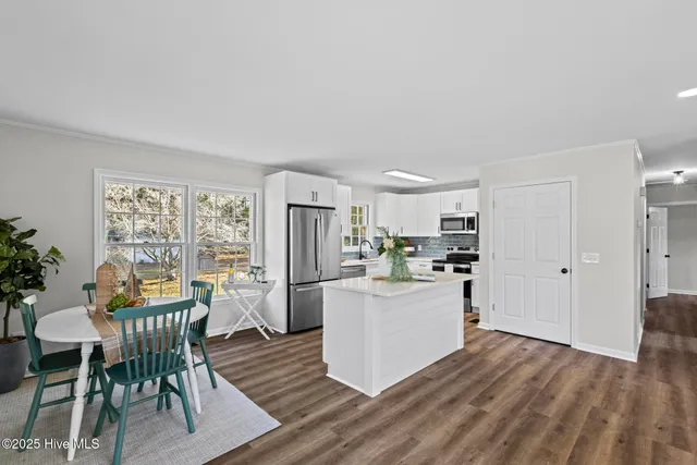 $332,900 | 1462 Country Club Drive, Hampstead, NC 28443