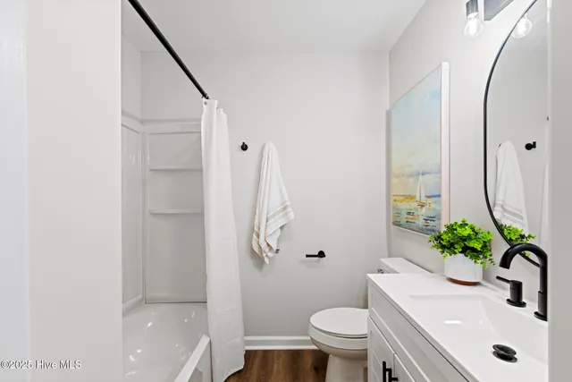 $332,900 | 1462 Country Club Drive, Hampstead, NC 28443