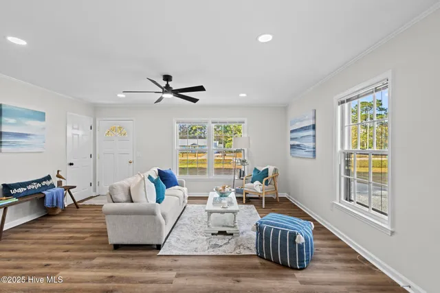 $332,900 | 1462 Country Club Drive, Hampstead, NC 28443