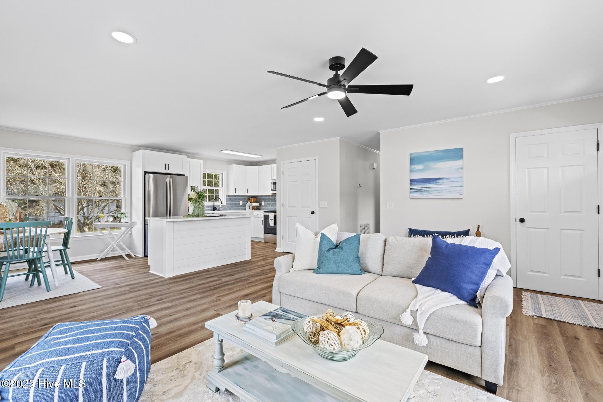 1462 Country Club Drive Hampstead, NC 28443 - Photo 8 of 44 425A4364