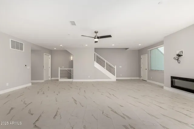 $7,000 | 4525 North 40th Street, Unit 4, Phoenix, AZ 85018