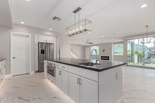 $7,000 | 4525 North 40th Street, Unit 4, Phoenix, AZ 85018