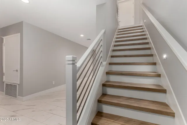 $7,000 | 4525 North 40th Street, Unit 4, Phoenix, AZ 85018