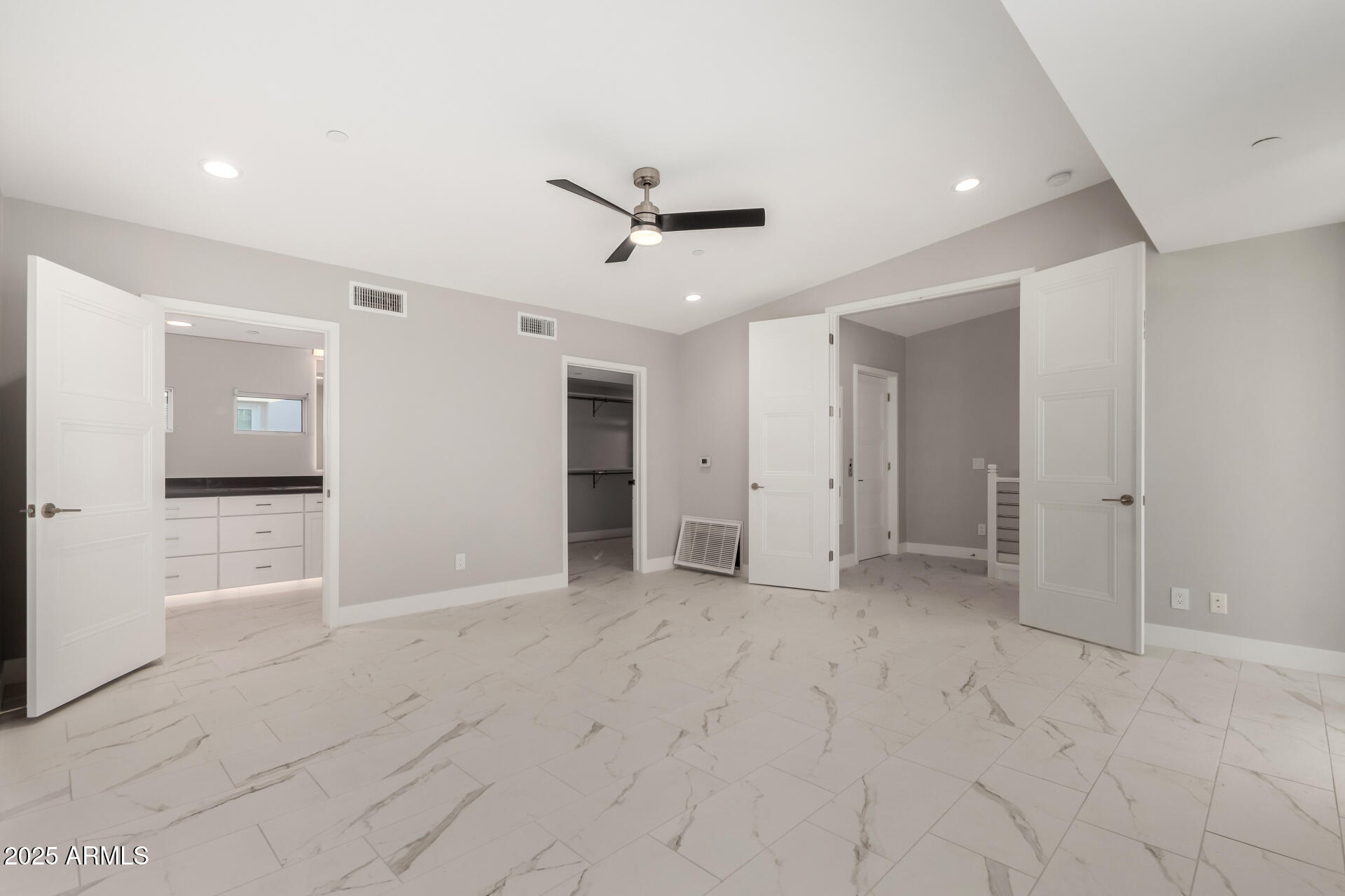 4525 North 40th Street, Unit 4 Phoenix, AZ 85018 - Photo 31 of 52 29 - 40th