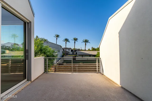 $7,000 | 4525 North 40th Street, Unit 4, Phoenix, AZ 85018