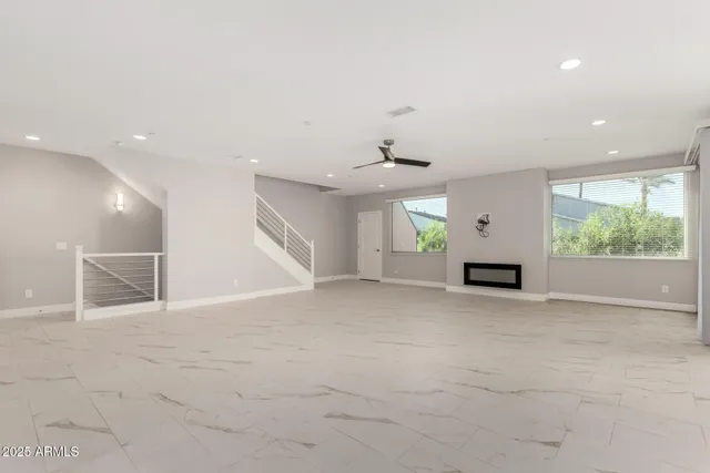 $7,000 | 4525 North 40th Street, Unit 4, Phoenix, AZ 85018