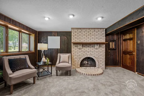 $499,999 | 18-w088 Claremont Drive, Darien, IL 60561