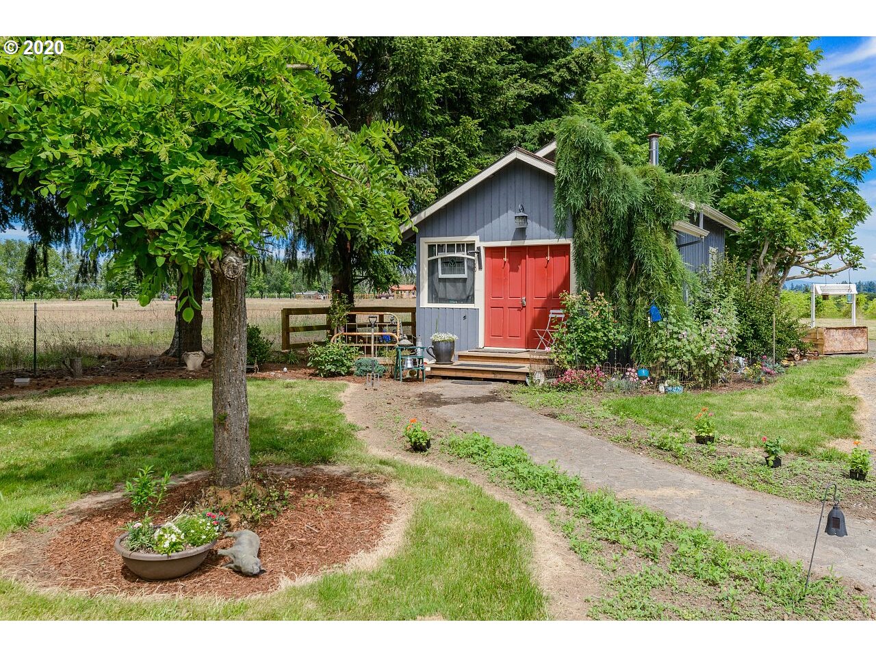 28704 South Meridian Road Aurora, OR 97002 - Photo 27 of 32