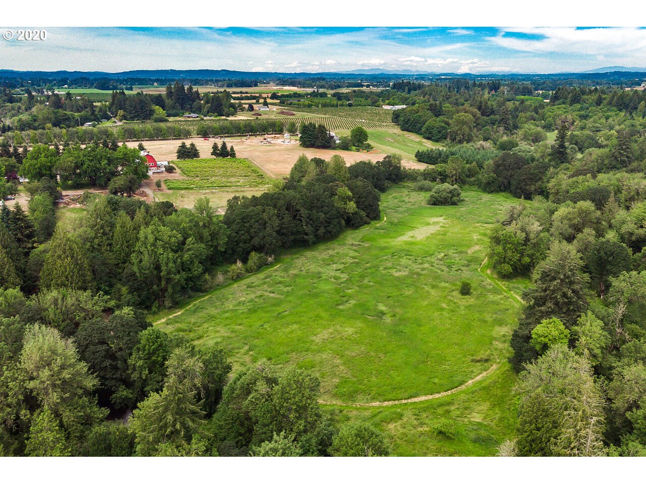 28704 South Meridian Road Aurora, OR 97002 - Photo 29 of 32