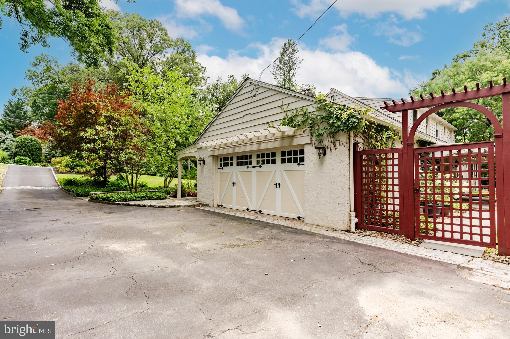702 Custis Road Glenside, PA 19038 - Photo 11 of 52 Gallery Image 11
