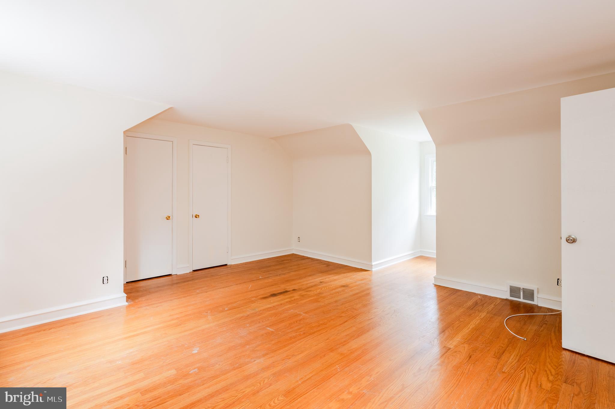 702 Custis Road Glenside, PA 19038 - Photo 37 of 52 Gallery Image 37
