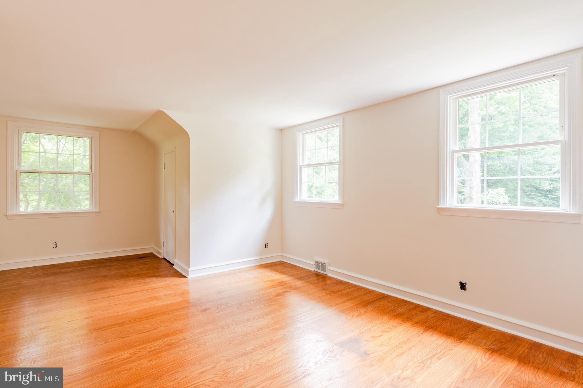 702 Custis Road Glenside, PA 19038 - Photo 38 of 52 Gallery Image 38