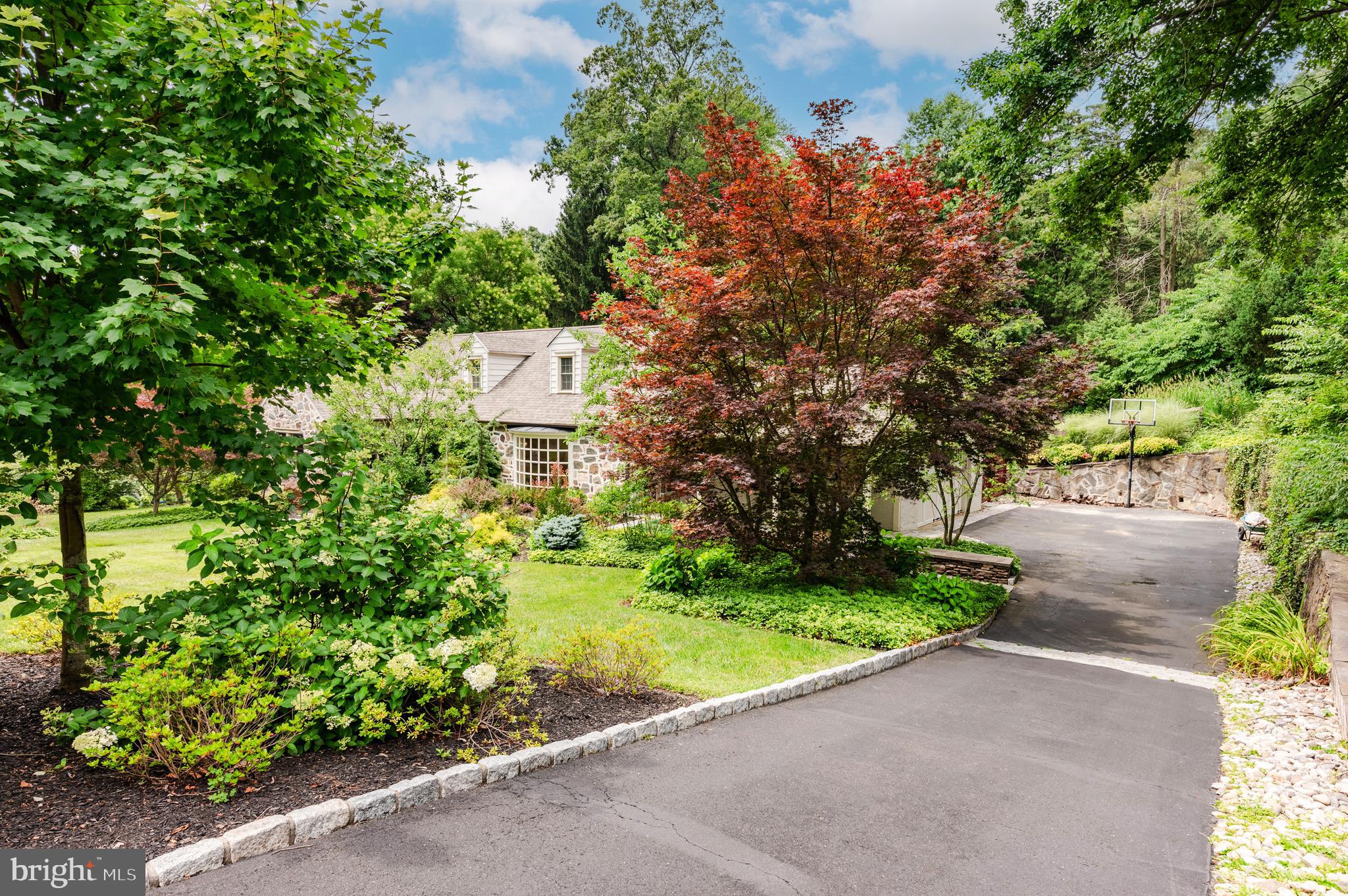 702 Custis Road Glenside, PA 19038 - Photo 5 of 52 Gallery Image 5
