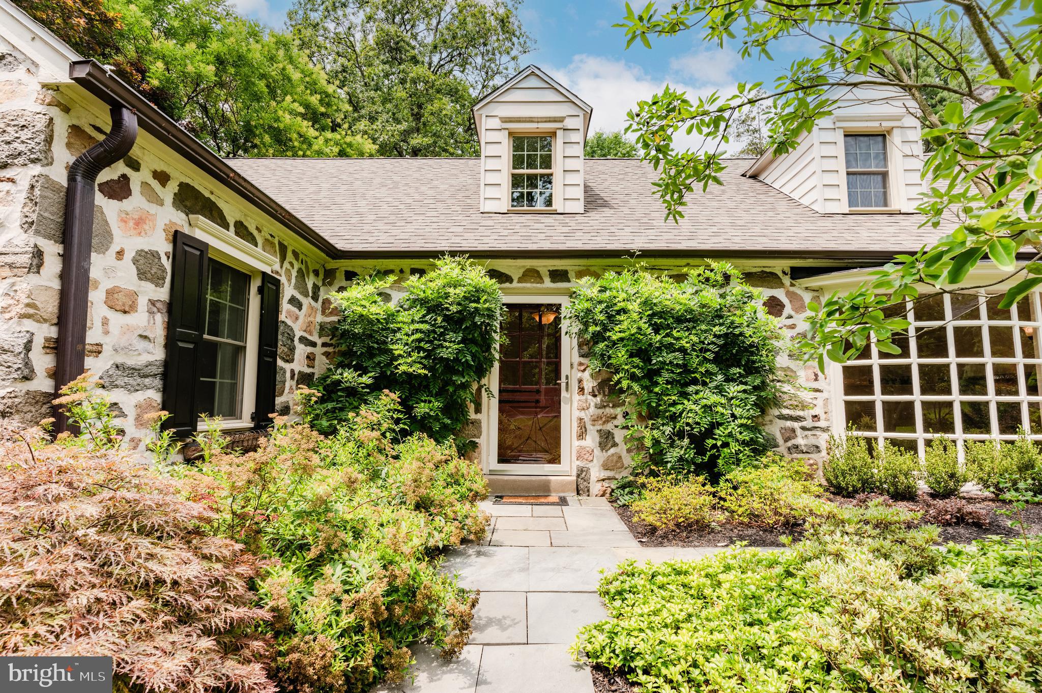 702 Custis Road Glenside, PA 19038 - Photo 6 of 52 Gallery Image 6